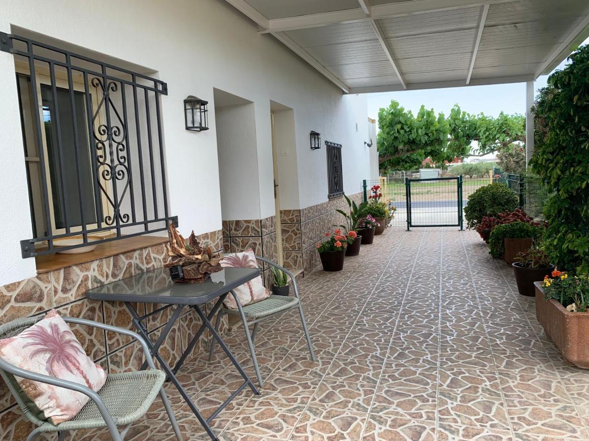 Casa Enric , Con Zona Infantil, Piscina Y Parking Privado Guest House Deltebre Eksteriør bilde
