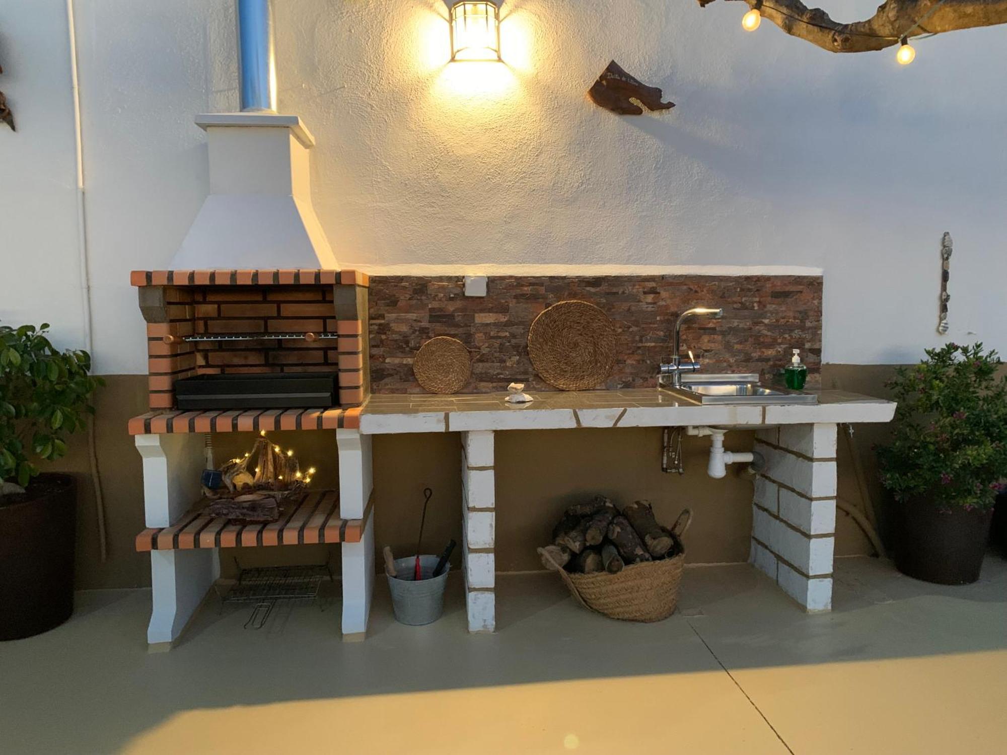 Casa Enric , Con Zona Infantil, Piscina Y Parking Privado Guest House Deltebre Eksteriør bilde